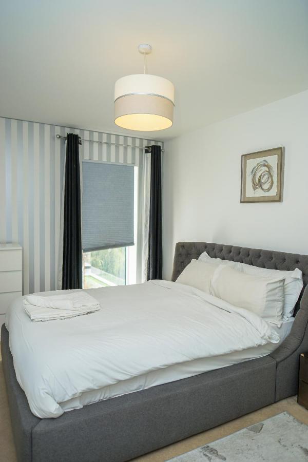 Dartford Luxury 2 Bed Apartment Esterno foto